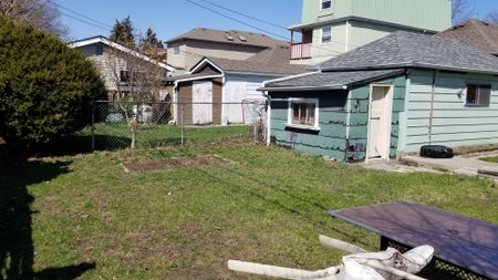 For Lease - 328 Linsmore Crescent Unit# (lower level), Toronto, Ontario - Photo 4