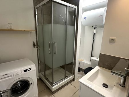 Location appartement 1 pièce, 27.90m², Nîmes - Photo 4