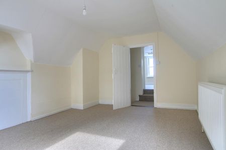 2 bedroom terraced house to rent - Photo 2