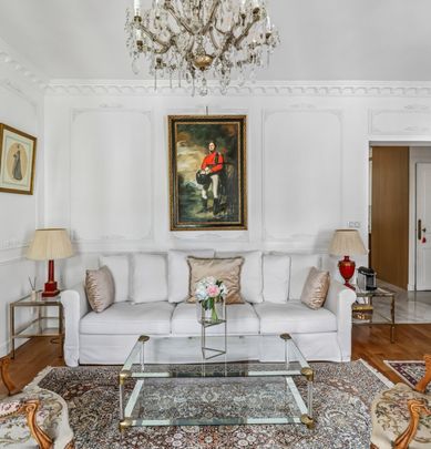 Appartement • Chaillot - Photo 1
