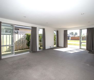 9 Aroha Street, Pegasus - Photo 2