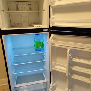 3 ½ SPACIEUX & BIEN ENTRETENU - Photo 2