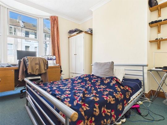 5 bedroom terraced house to rent - Photo 1