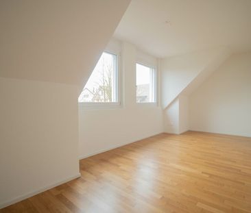 Tolle Wohnung mit grossem Balkon! - Photo 1