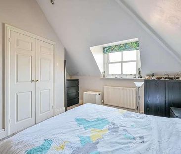 St Raphaels House, Ealing, W5 - Photo 2