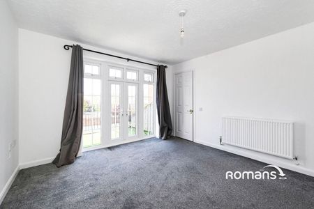 Gloucestershire Lea, Warfield, Bracknell, RG42 - Photo 3