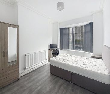 5 bedroom terraced house to rent - Photo 6