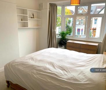 3 bedroom semi-detached house to rent - Photo 6