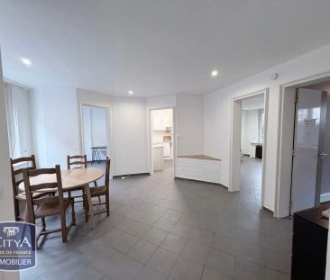 Appartement à louer 4 pièces 79m² - Photo 2