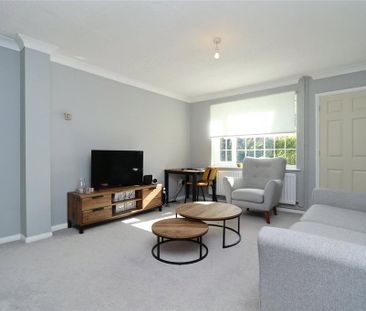 2 bedroom semi-detached house to rent - Photo 3