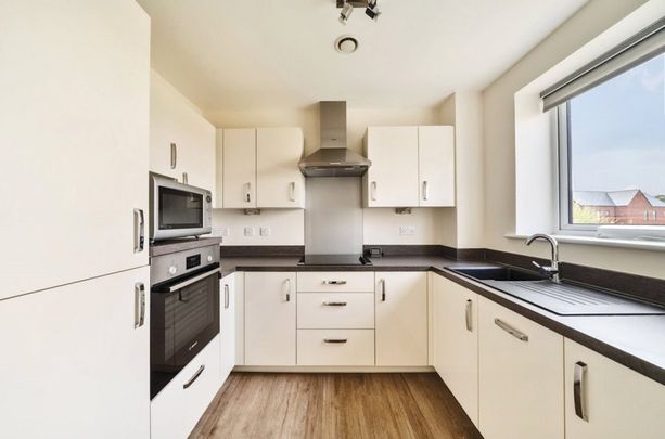 1 Bedroom Flat / Apartment - The Dean, Alresford - Photo 1