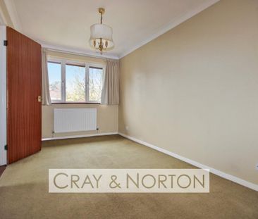 4 bedroom detached house to rent - Photo 3