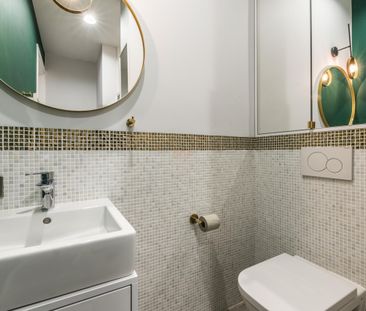 Klasyka i nowoczesność na Starym Mieście - Photo 6