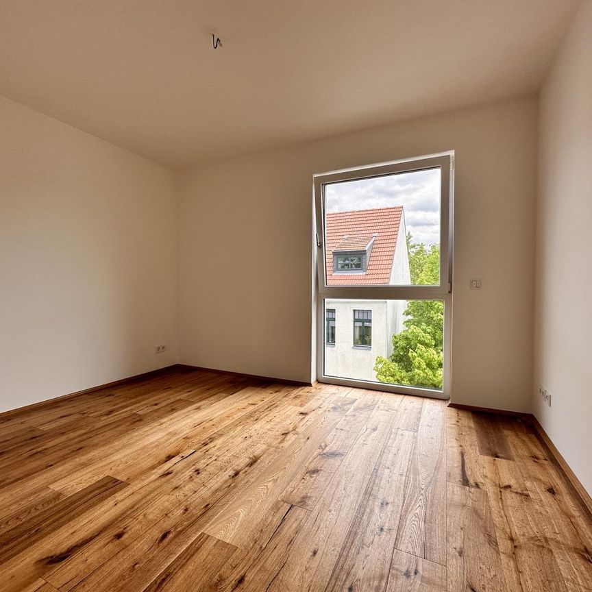 Leipzig: Wohnen am Park ** Neubau ** 5-Raum WE **großer Balkon ** Einbauküche ** Tiefgarage - Foto 1