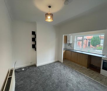 2 Bed Terraced House, Salisbury Road, LS12 - Photo 1