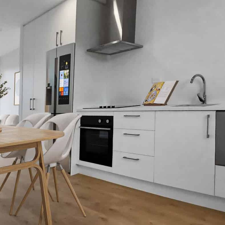 Modern two bedroom townhouse! - Photo 1