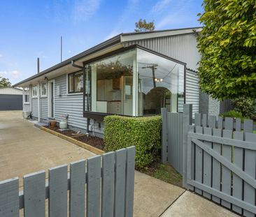 Redecorated Family Home in Wainoni - Photo 3