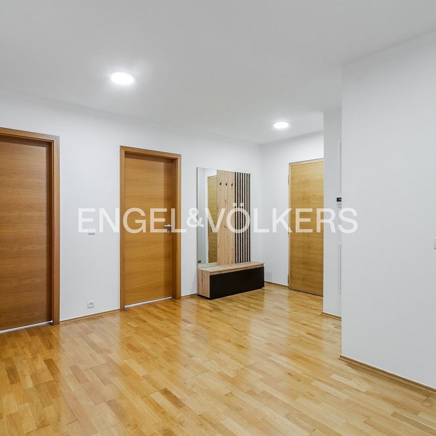 Pronájem bytu 3+kk 115 m² - Фото 1