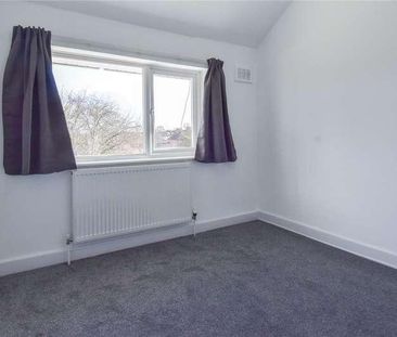 Groveley Lane, Birmingham, West Midlands, B31 - Photo 2