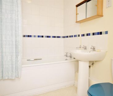 2 bedroom apartment to rent - Photo 3