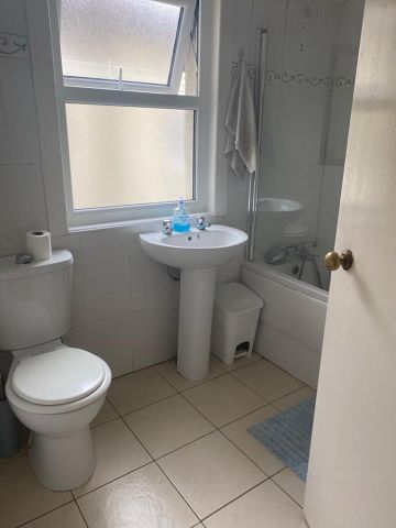 Room in a Shared House, Elthruda Road, SE13 - Photo 5