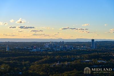 Luxurious Sub-Penthouse One Bedroom in ERA by Mirvac – Oversized Layout with Elevated District Views - Photo 3