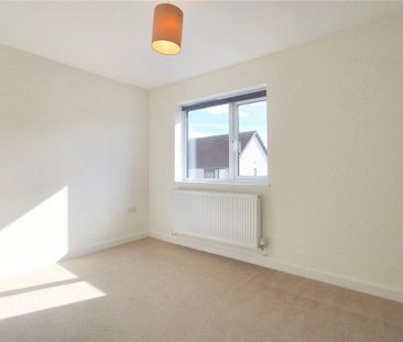 2 bedroom semi-detached house to rent - Photo 5