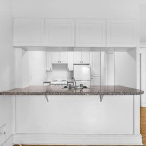 1 CH - 1 SDB - Westmount - $1,550 /mo - Photo 2