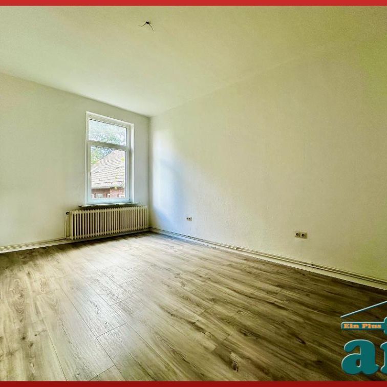 ais-GmbH bietet an: Schöne 2 Zimmerwohnung in Heppens. - Photo 1