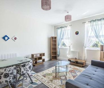 Clerewater Place, Thatcham, RG19 - Photo 2