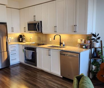 For Lease - 9600 Yonge Street Unit# 1707B, Richmond Hill, Ontario - Photo 1