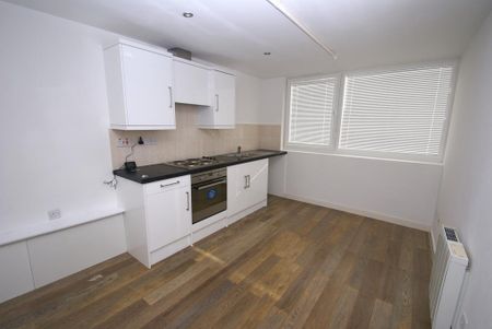 1 bedroom flat to rent - Photo 3