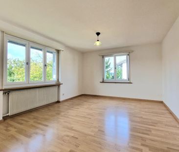"Schöne Wohnung mit Balkon zu vermieten" - Photo 4