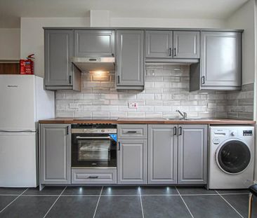 Studio to rent - Photo 6