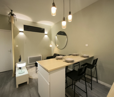 Toulon : Votre Nouvelle Colocation Prête à Vivre (Frais d'Agence Of... - Photo 3