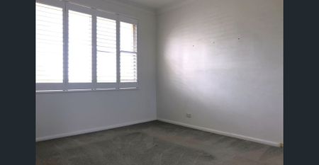 Modern convenient apartment - 7 month lease only - Photo 3