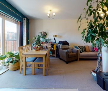 2 bedroom apartment to rent - Photo 2