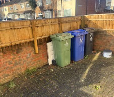 2 bedroom terraced house to rent - Photo 6