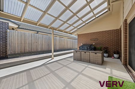 14 Walter Crocker Crescent, Casey ACT 2913 - House For Rent | Domain - Photo 3