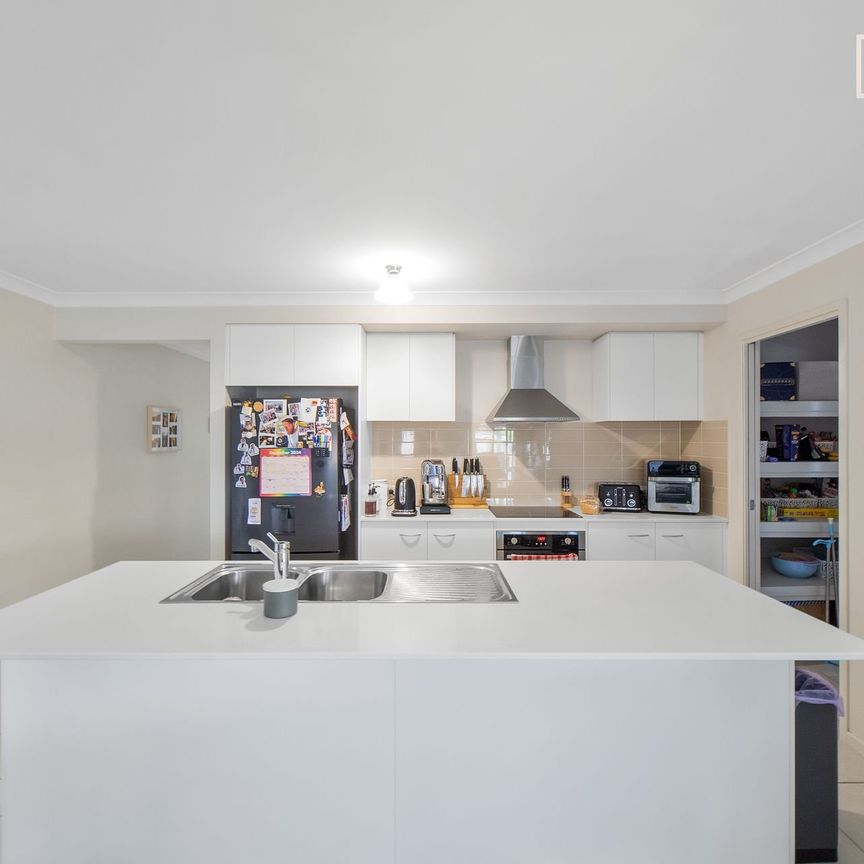Spacious Family Home in Prime Location - Photo 1