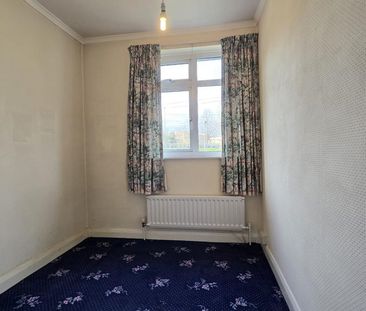 2 bedroom maisonette to rent - Photo 2