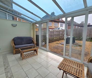 The Avenue - Photo 5