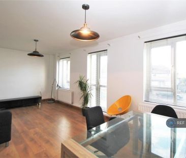 3 bedroom maisonette to rent - Photo 1