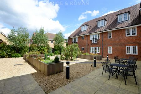 2 Bedroom Apartment, Cobham Grange – Cobham - Photo 4