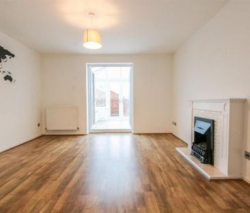 2 bedroom terraced house to rent - Photo 3