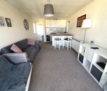 2 bedroom flat to rent - Photo 6