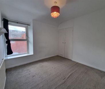 2 bedroom semi-detached house to rent - Photo 3