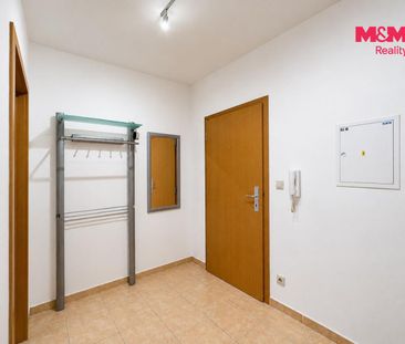 Pronájem bytu 2+kk 52 m², Zbrojnická 675, Karlovy Vary Drahovice - Photo 2