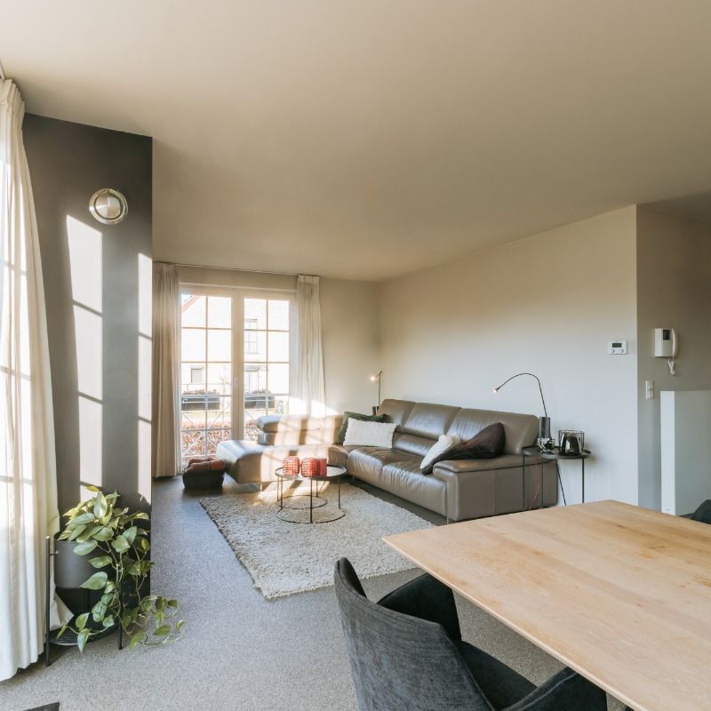 Stijlvol en instapklaar appartement met tuin en garagebox! - Photo 1