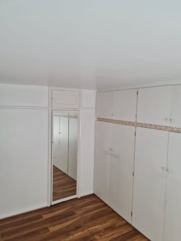 4 Bed Semi-Detached House, Amhurst Close, LE3 - Photo 3